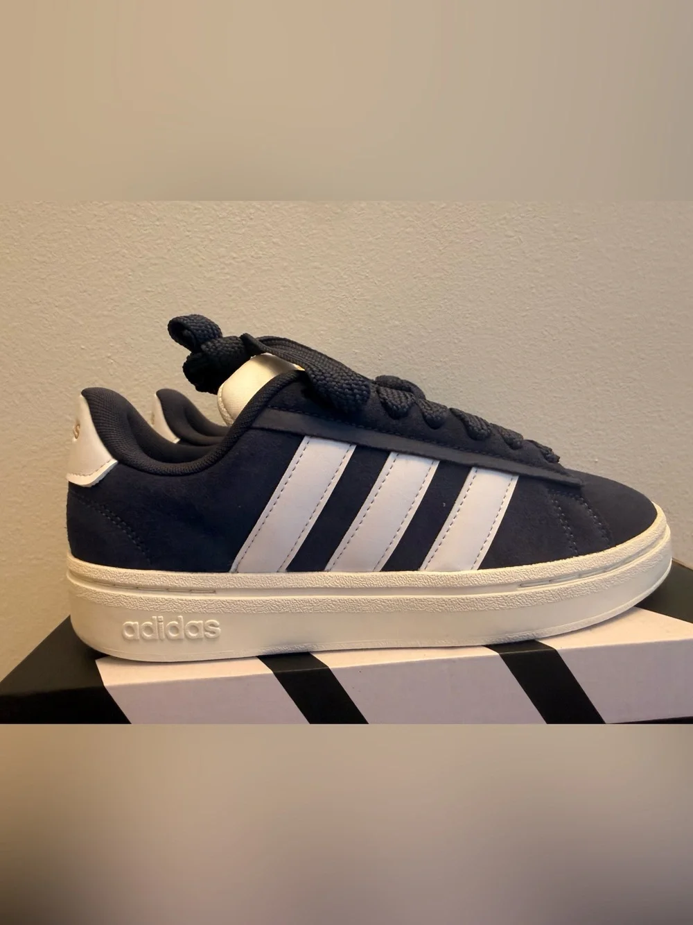 adidas Grand Court Alpha 00s Navy and White Suede Sneakers Size 6.5